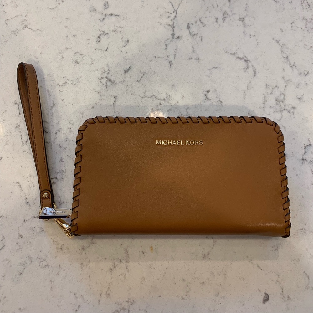 Michael Kors wallet/cell phone case